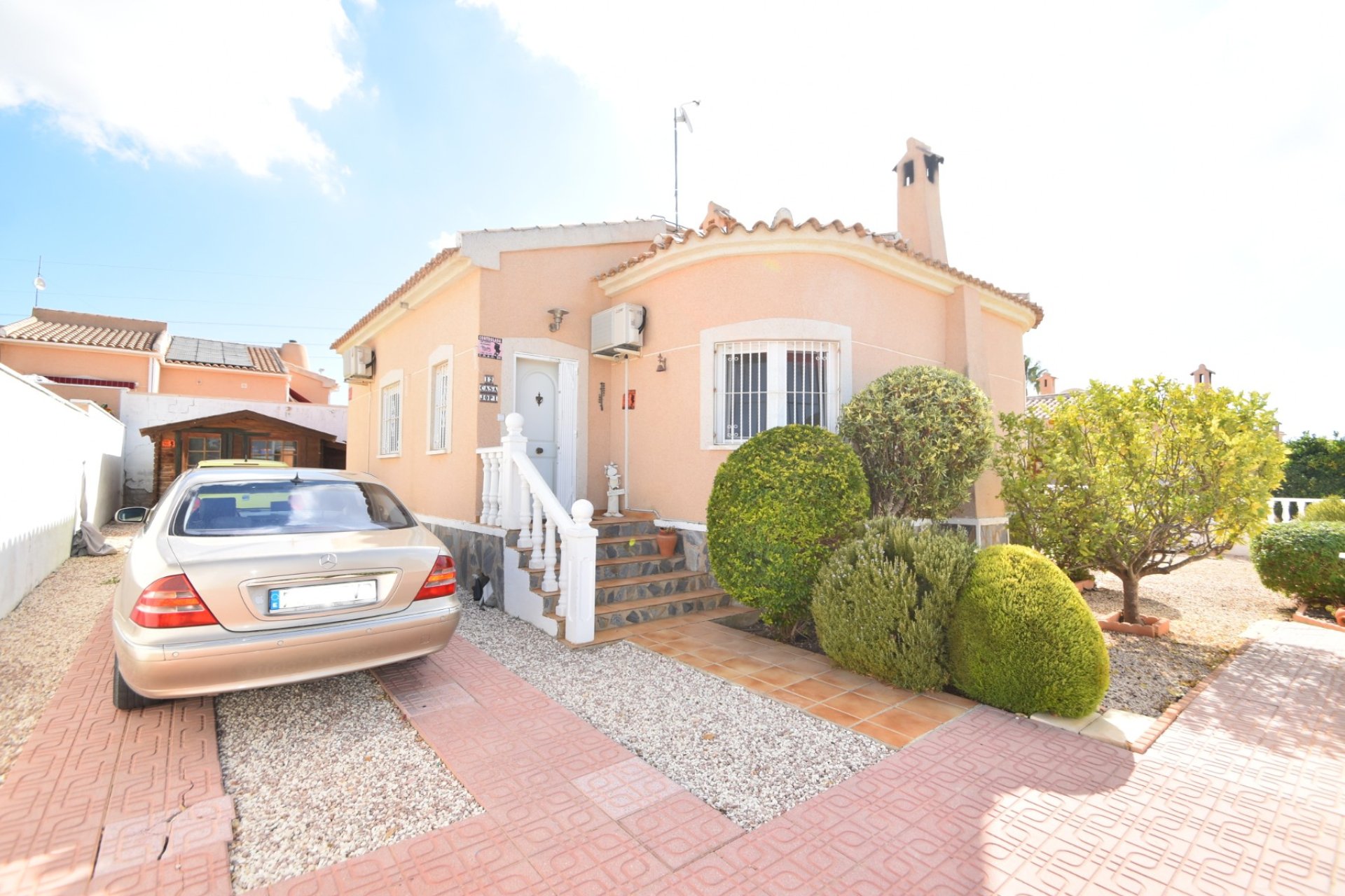 Resale - Villa - Ciudad Quesada - Atalayas