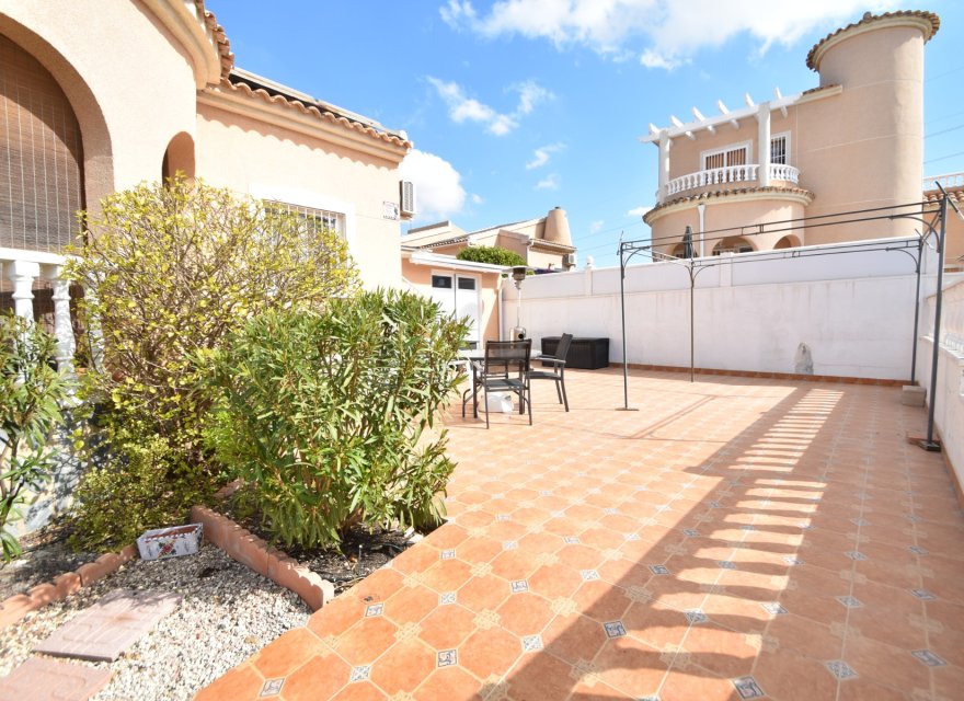 Resale - Villa - Ciudad Quesada - Atalayas