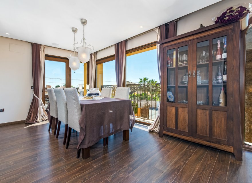 Resale - Villa - Ciudad Quesada