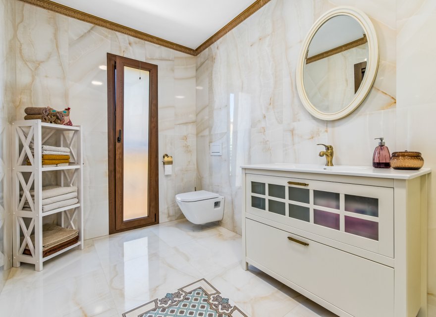 Resale - Villa - Ciudad Quesada