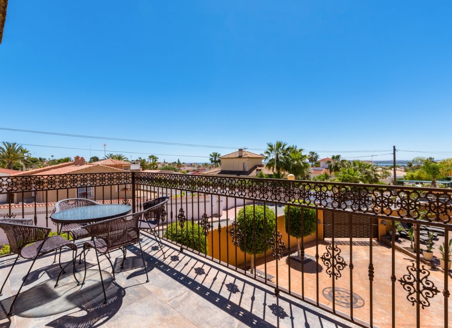 Resale - Villa - Ciudad Quesada