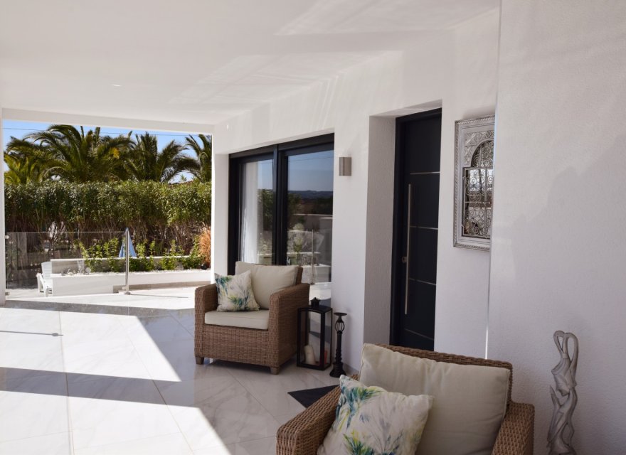 Resale - Villa - Ciudad Quesada