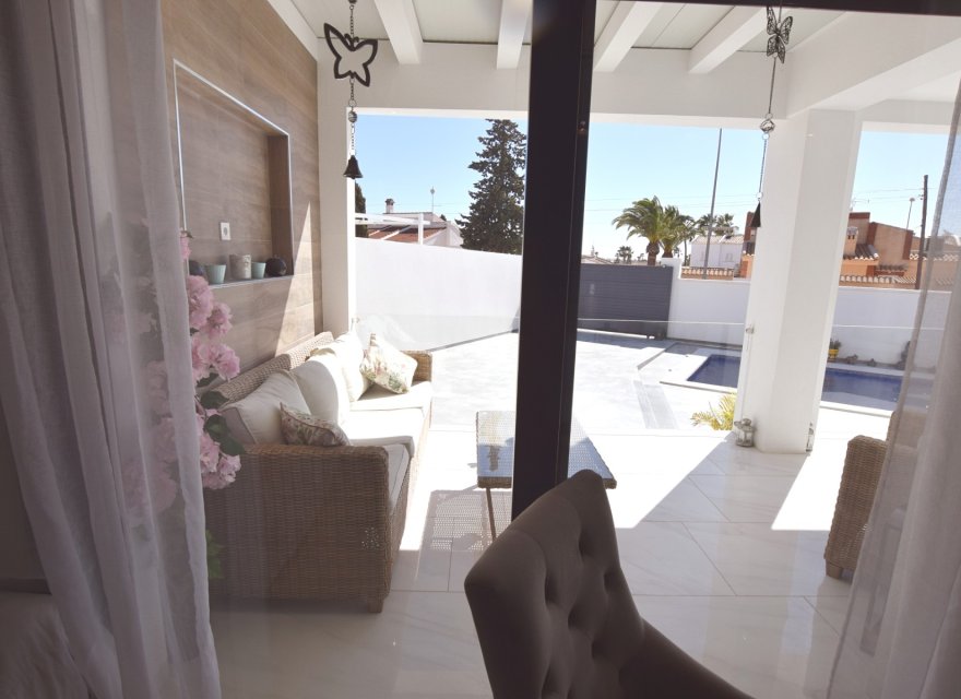 Resale - Villa - Ciudad Quesada