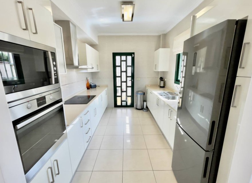 Resale - Villa - Ciudad Quesada