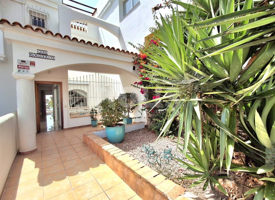 Resale - Villa - Costa Adeje (Golf)