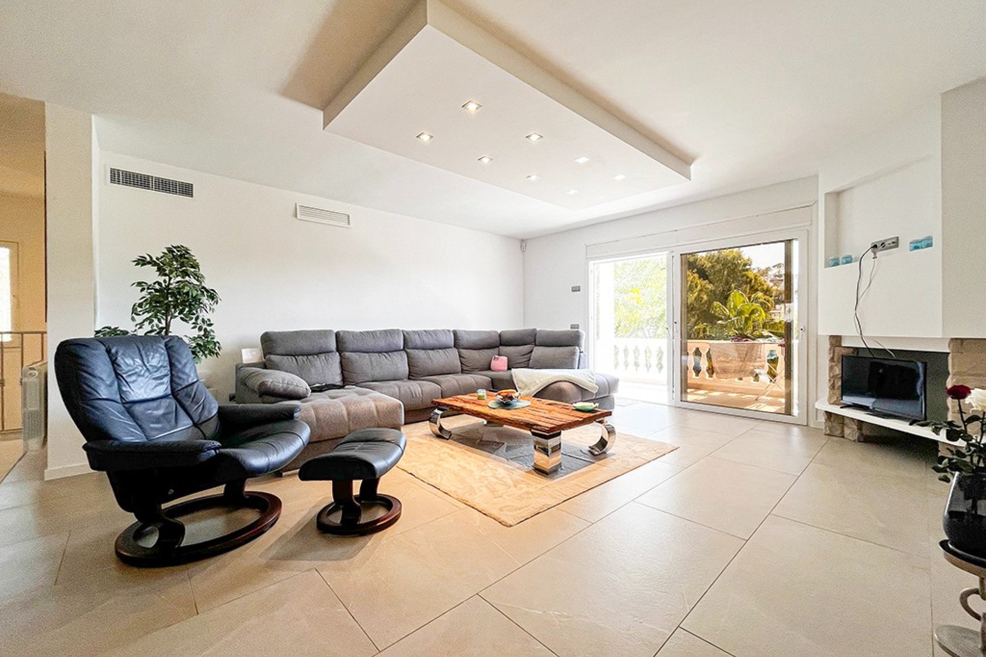 Resale - Villa - Costa de la Calma