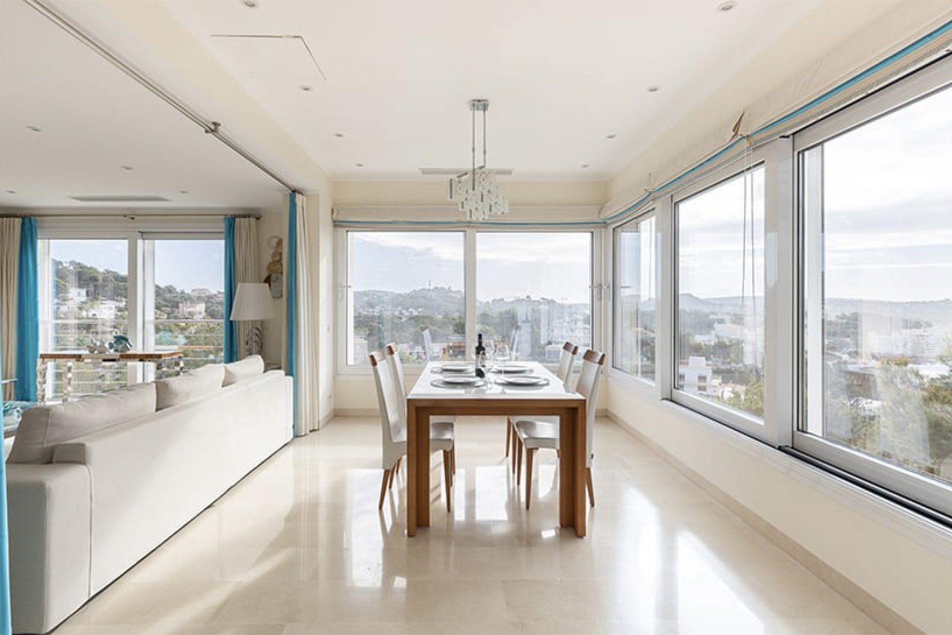 Resale - Villa - Costa de la Calma