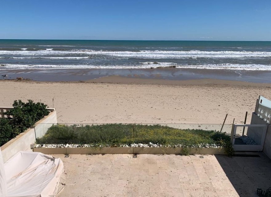 Resale - Villa - Denia - Devesses - Monte Pego