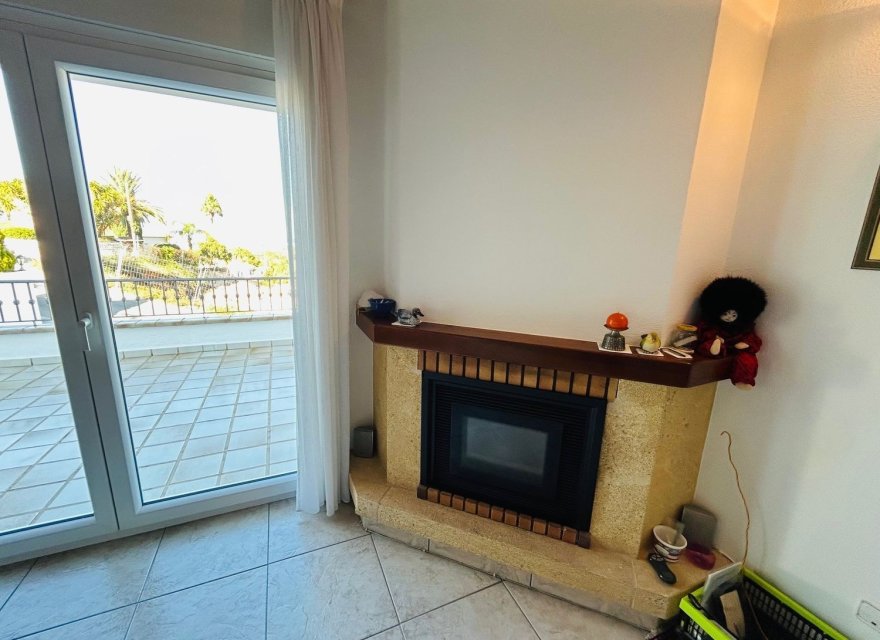 Resale - Villa - Denia - El Montgó