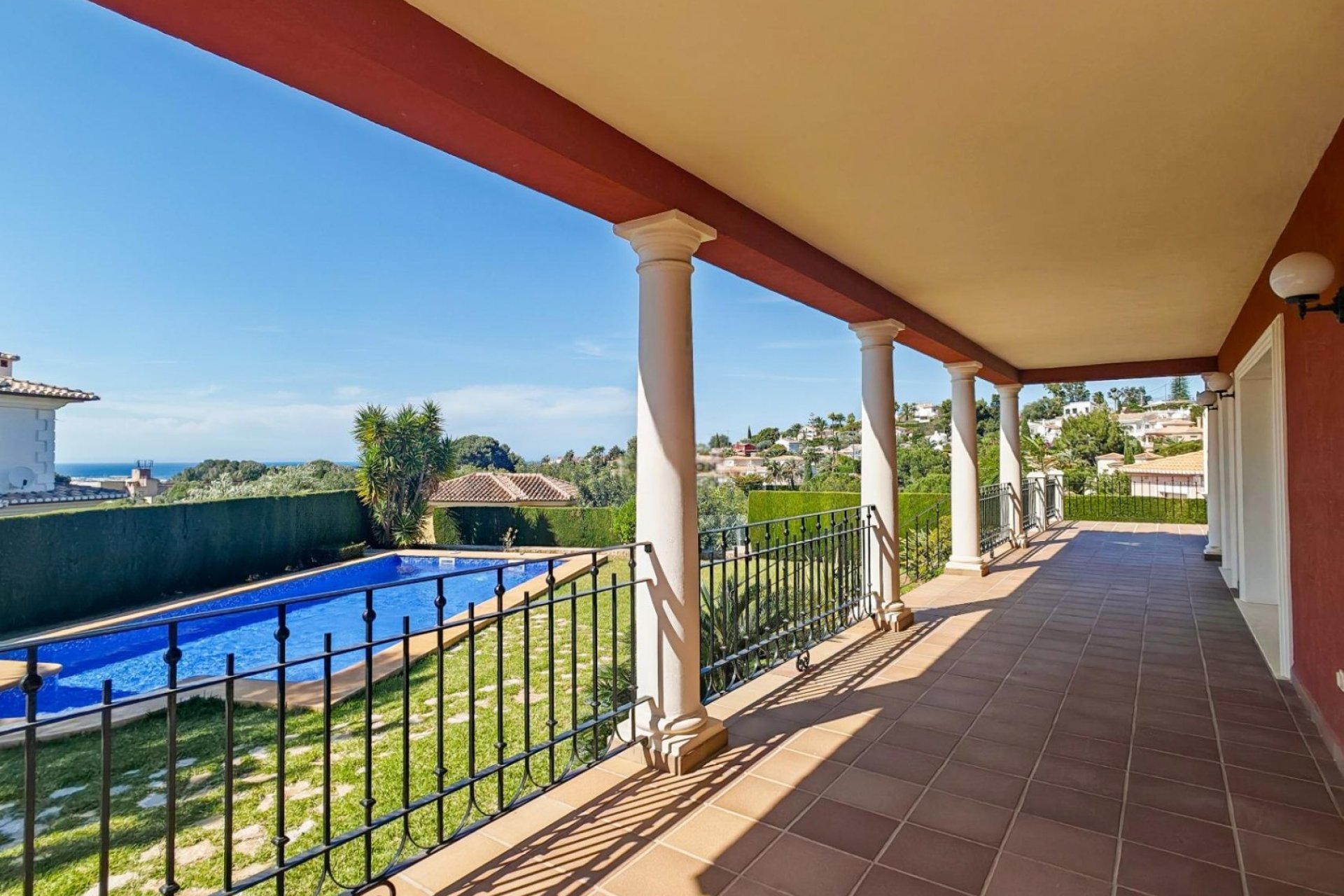 Resale - Villa - Denia - El Montgó