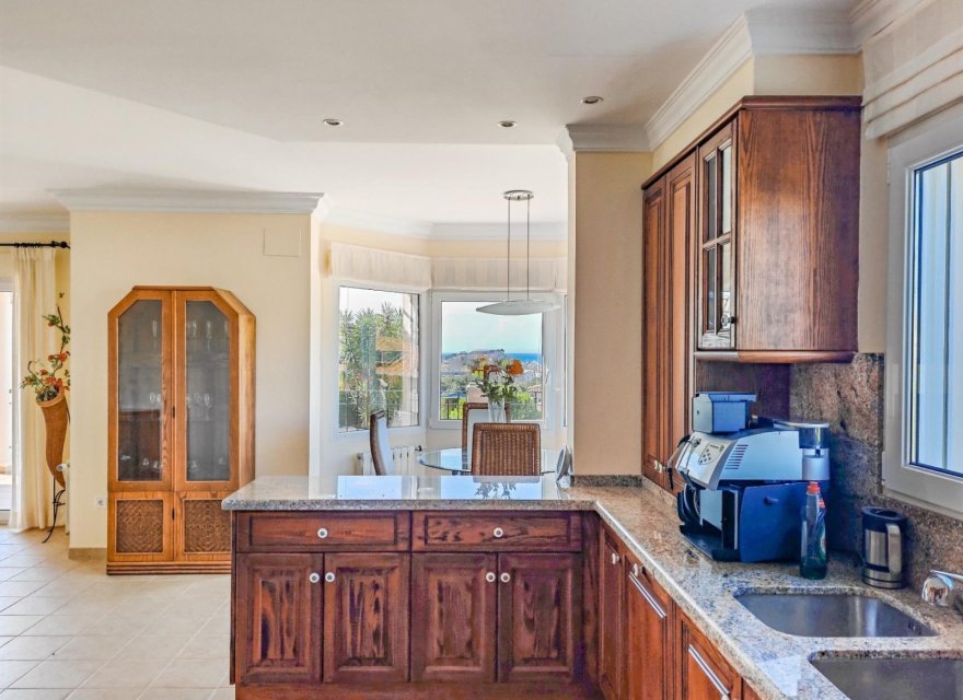 Resale - Villa - Denia - El Montgó