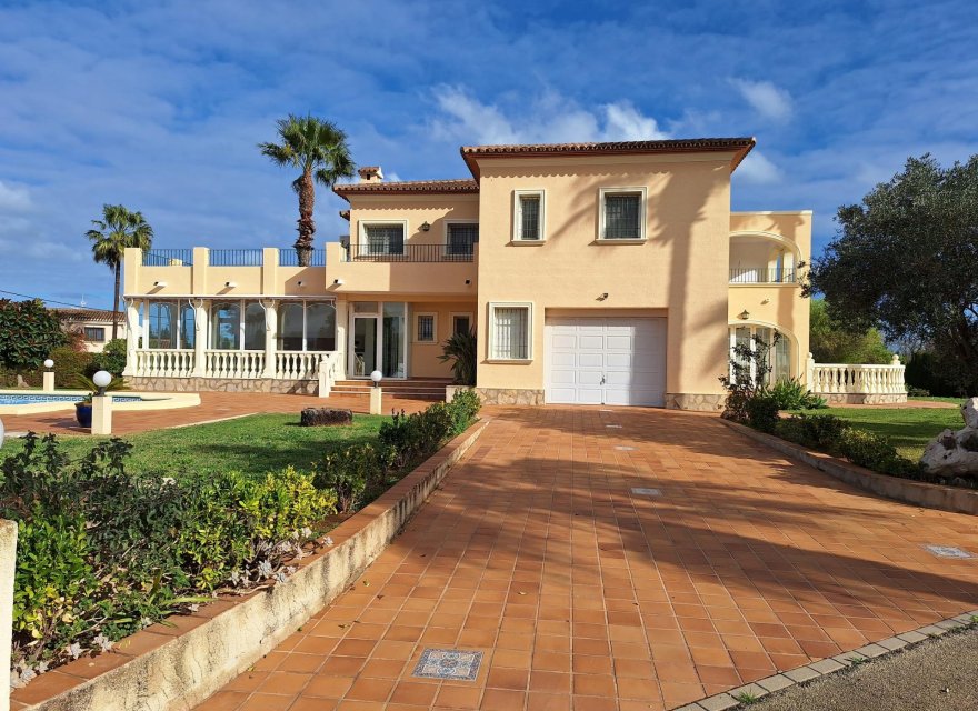 Resale - Villa - Denia - Las Marinas