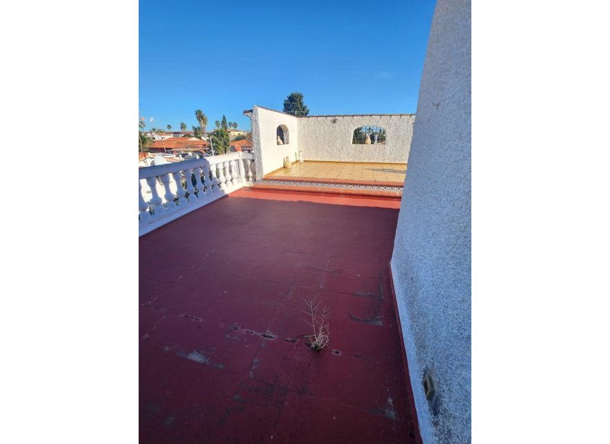 Resale - Villa - Denia - Les Marines