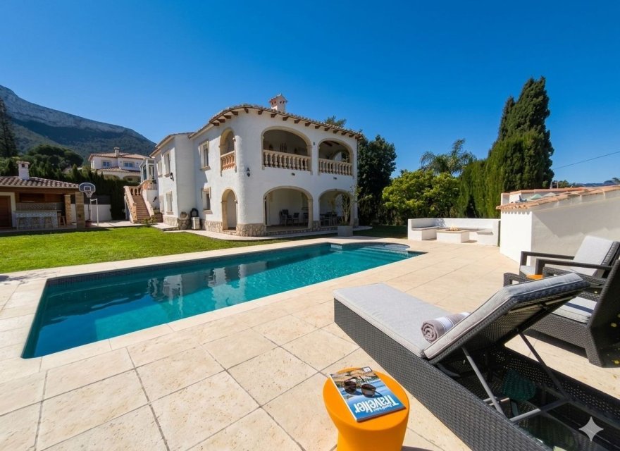Resale - Villa - Denia - Montgó