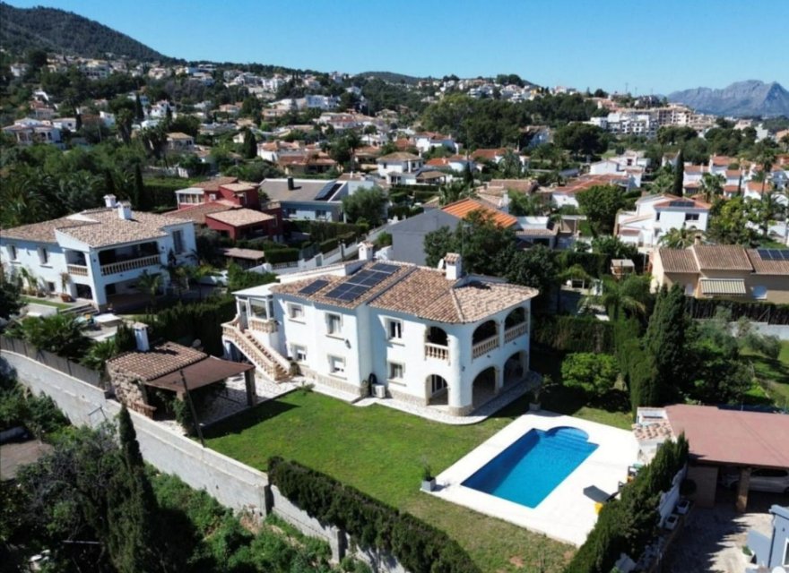 Resale - Villa - Denia - Montgó