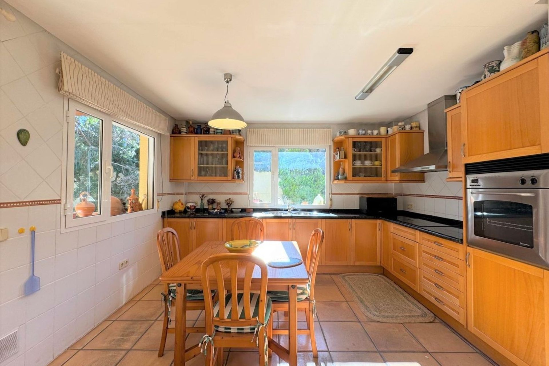 Resale - Villa - Denia