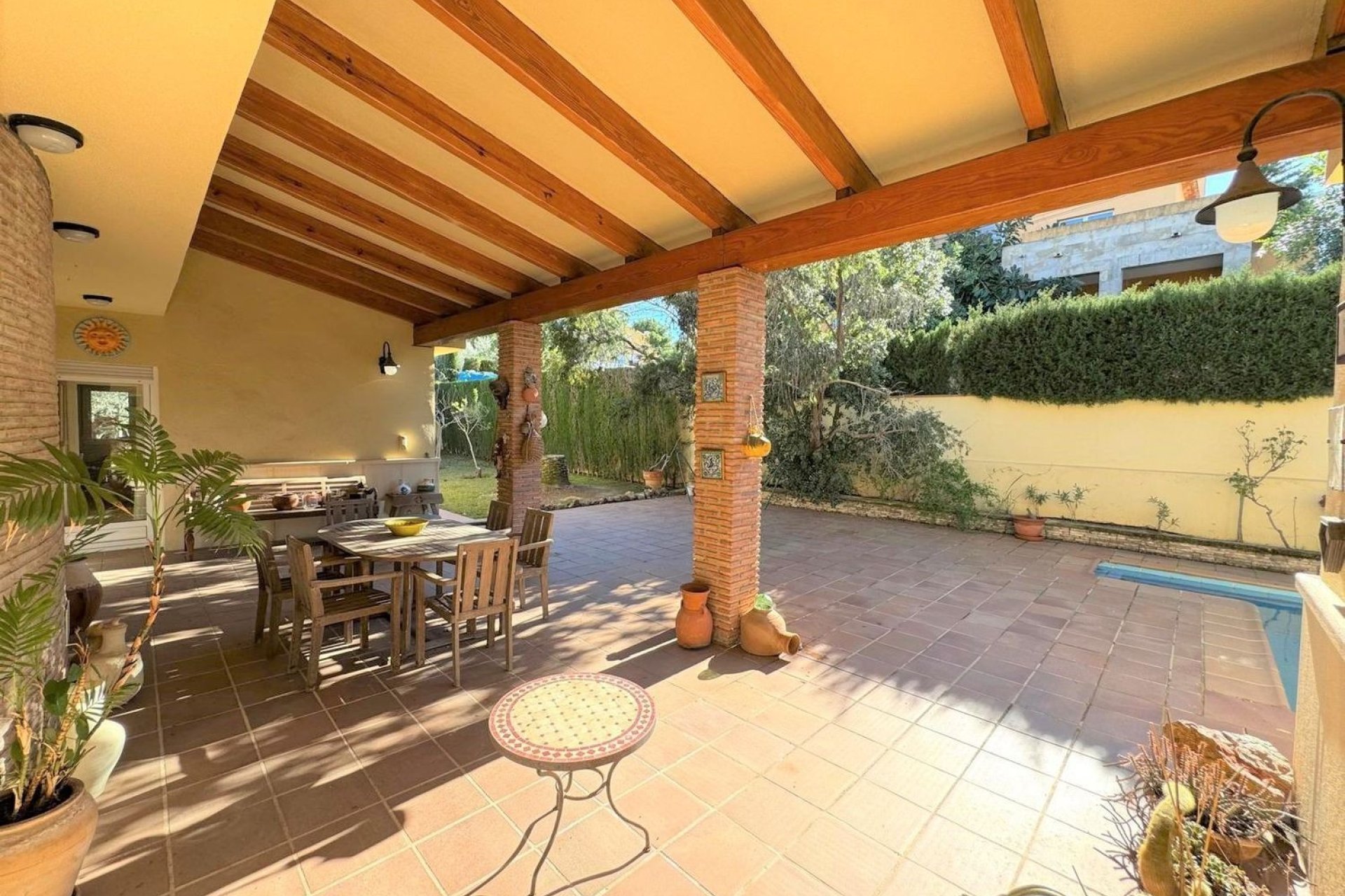 Resale - Villa - Denia