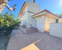 Resale - Villa - Denia