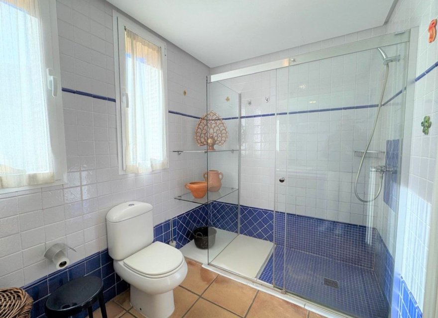 Resale - Villa - Denia