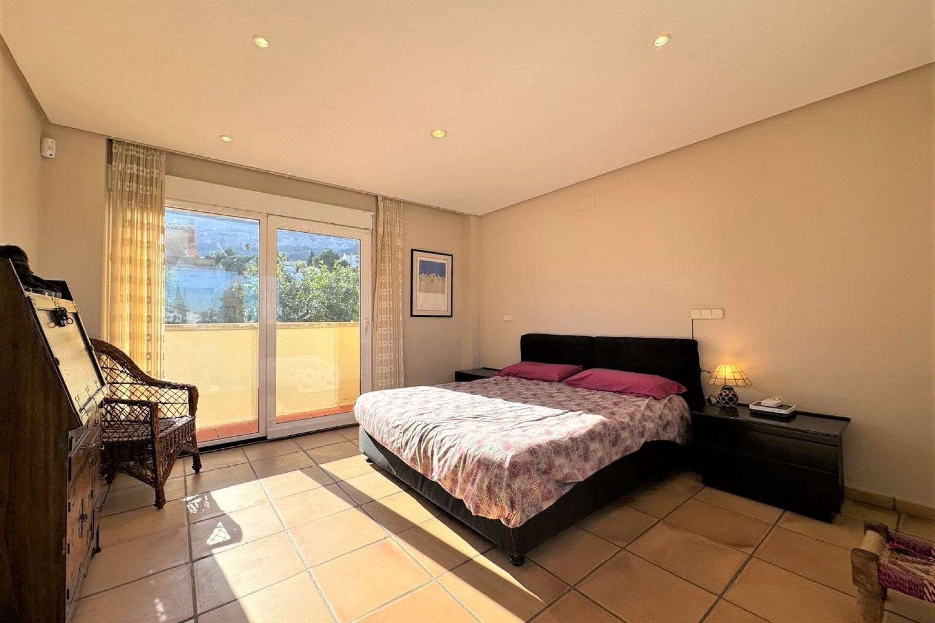 Resale - Villa - Denia