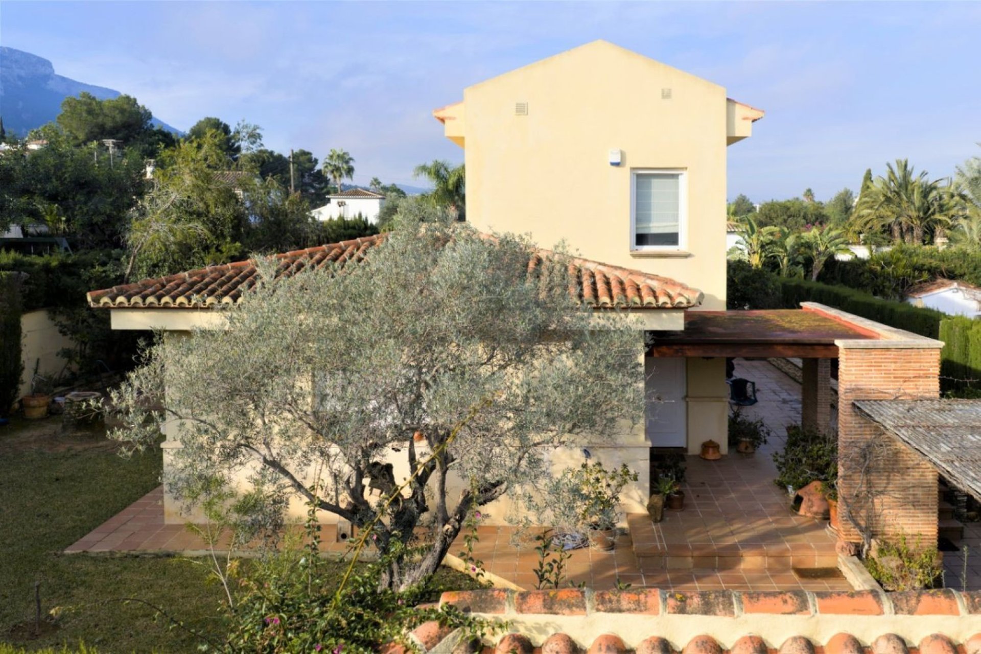 Resale - Villa - Denia