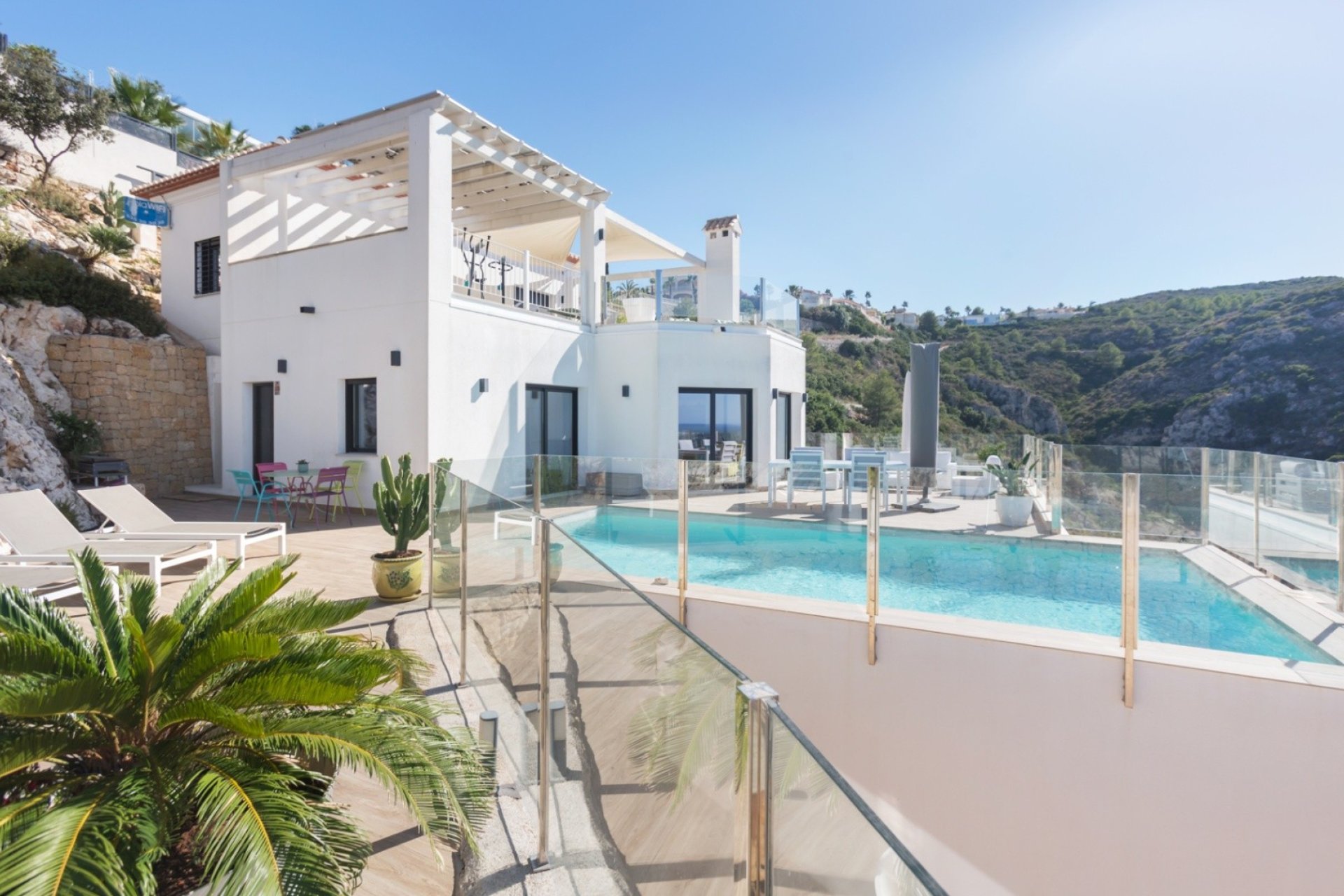 Resale - Villa - Denia