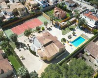 Resale - Villa - Denia