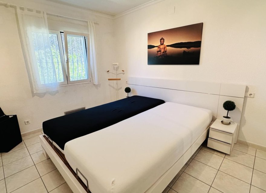 Resale - Villa - Denia
