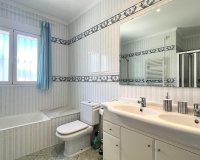 Resale - Villa - Denia