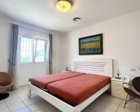 Resale - Villa - Denia