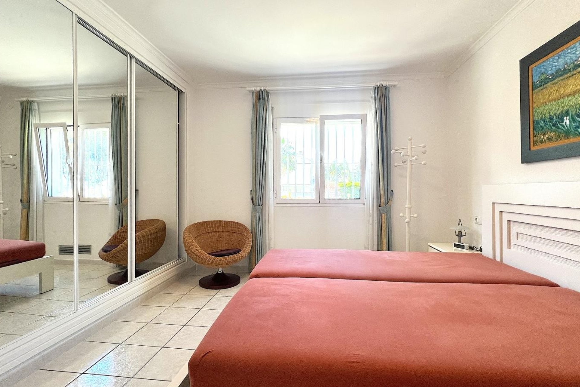 Resale - Villa - Denia