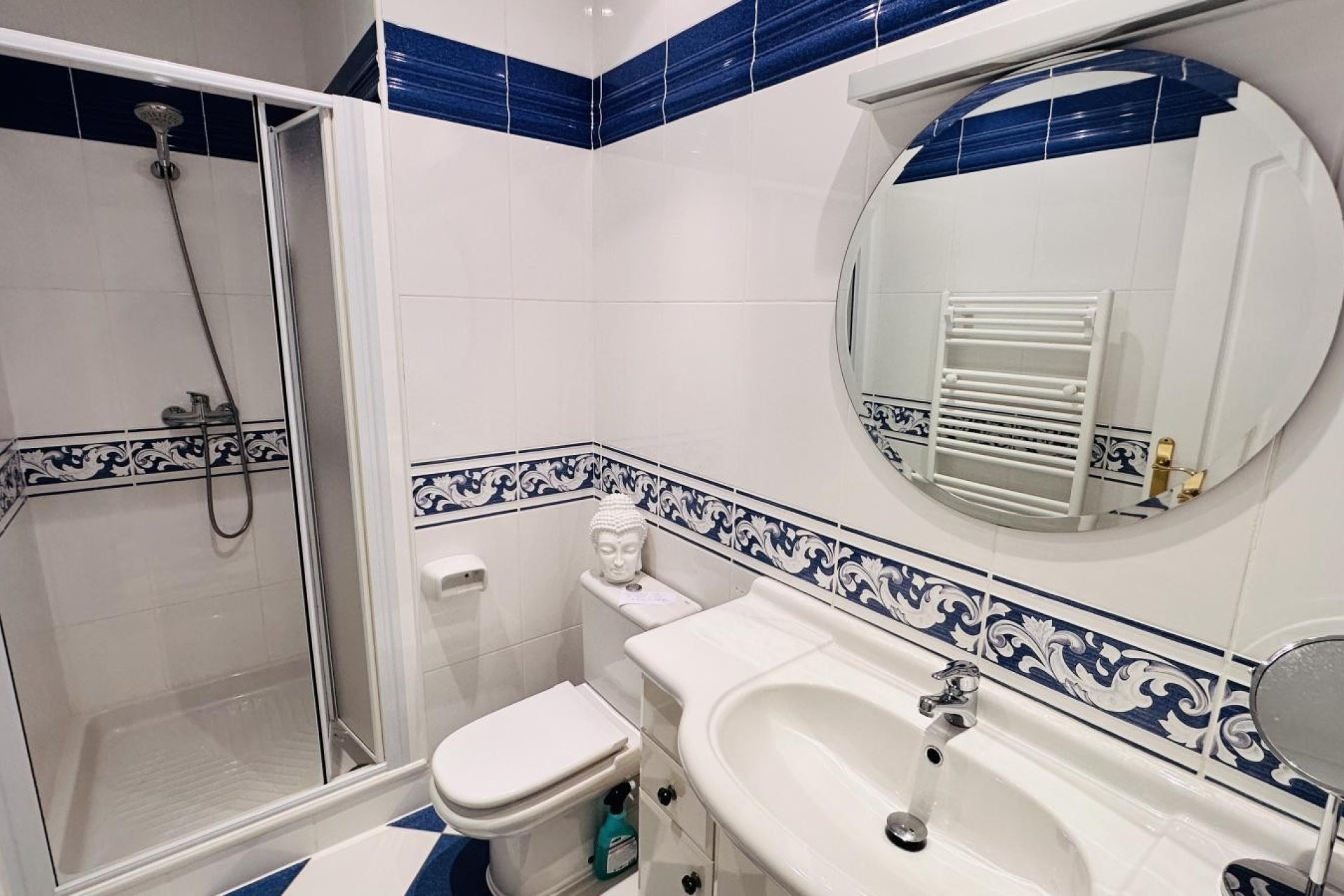 Resale - Villa - Denia