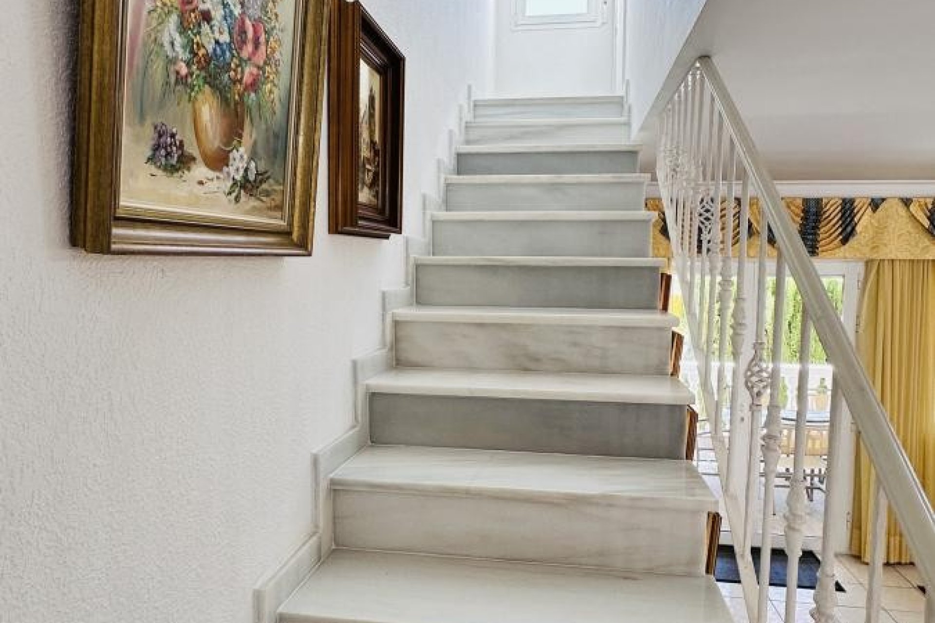 Resale - Villa - Denia