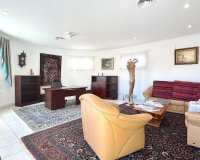 Resale - Villa - Denia