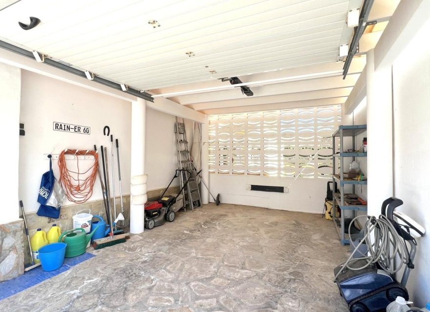 Resale - Villa - Denia