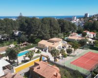 Resale - Villa - Denia