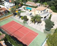 Resale - Villa - Denia