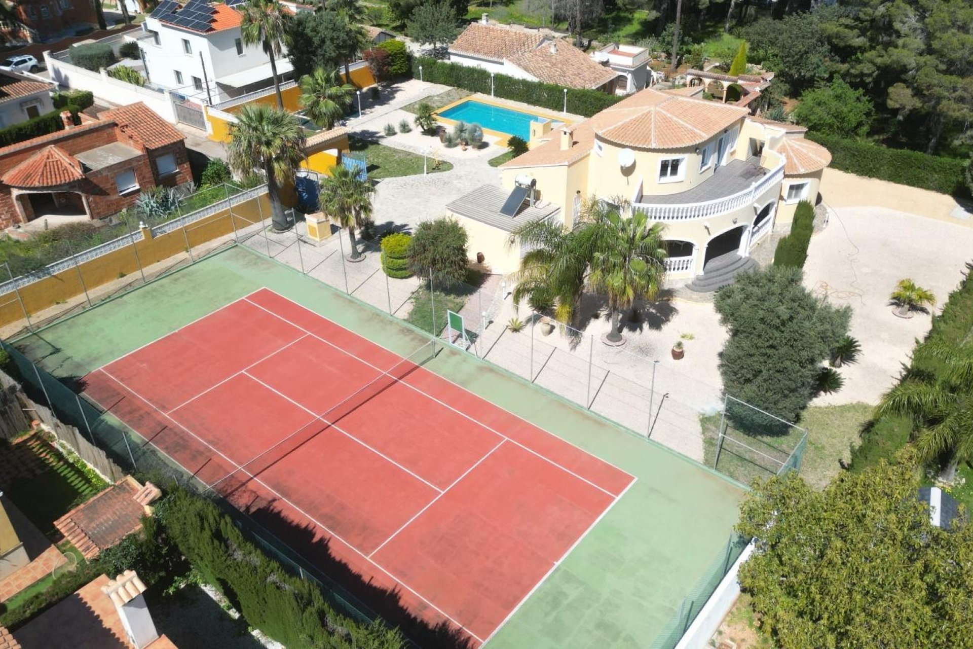 Resale - Villa - Denia