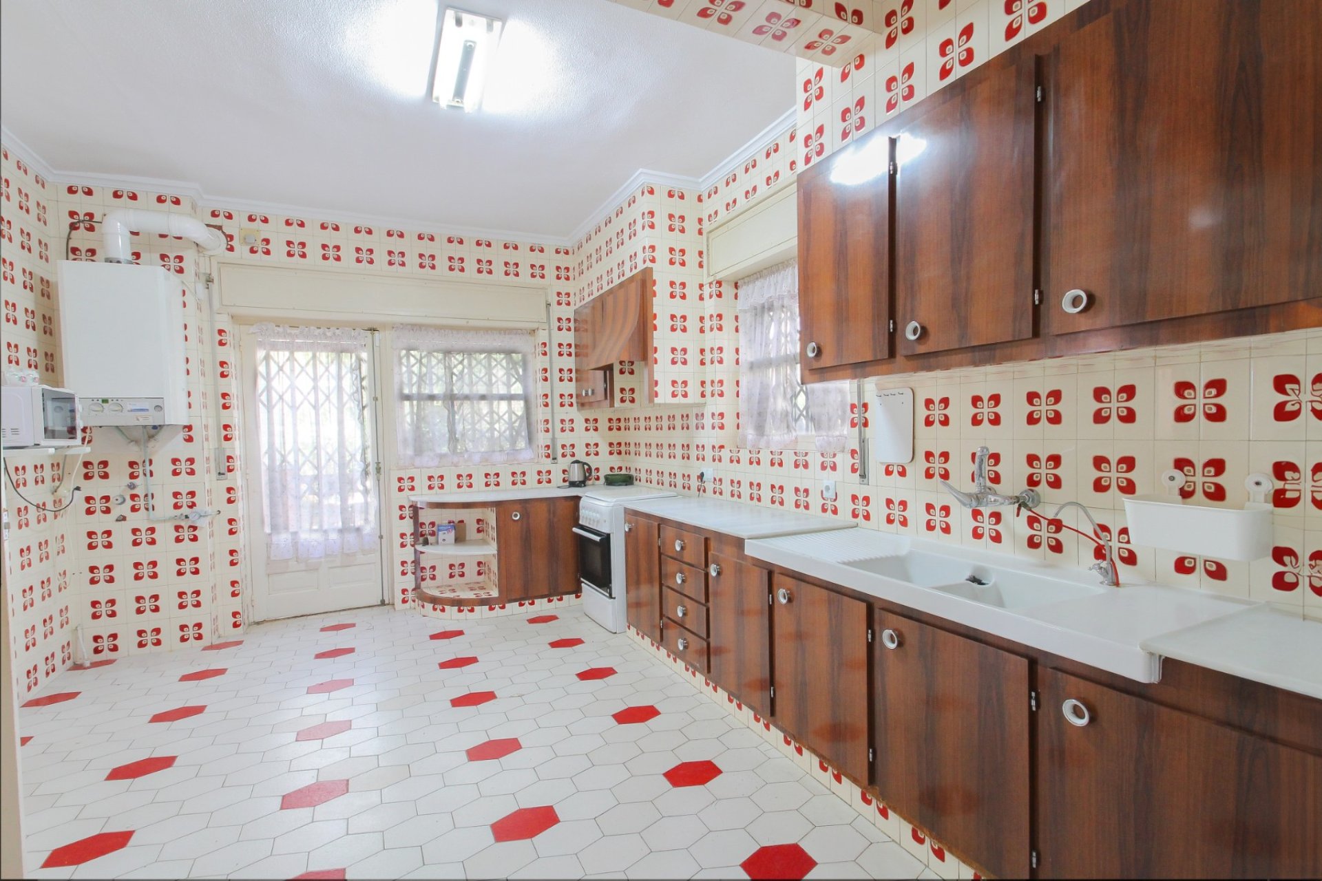 Resale - Villa - El Campello - Costa Blanca