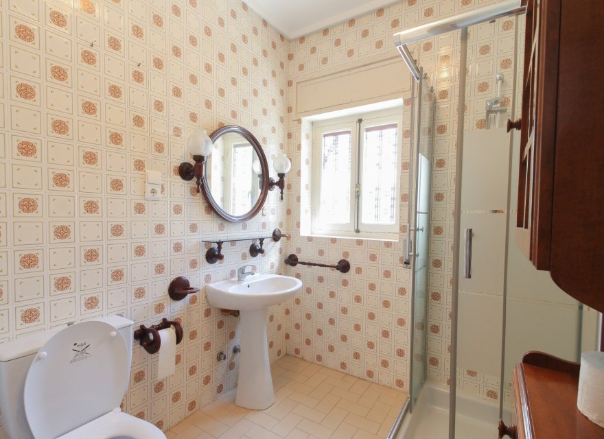 Resale - Villa - El Campello - Costa Blanca