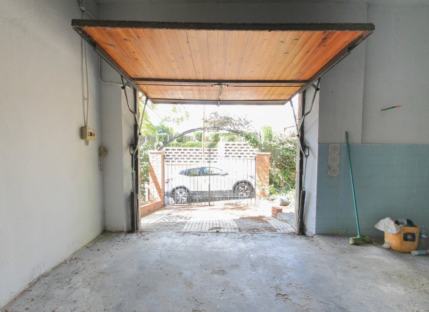 Resale - Villa - El Campello - Costa Blanca