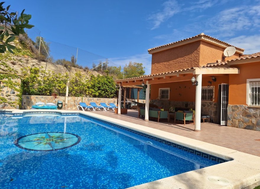 Resale - Villa - El Campello - Costa Blanca