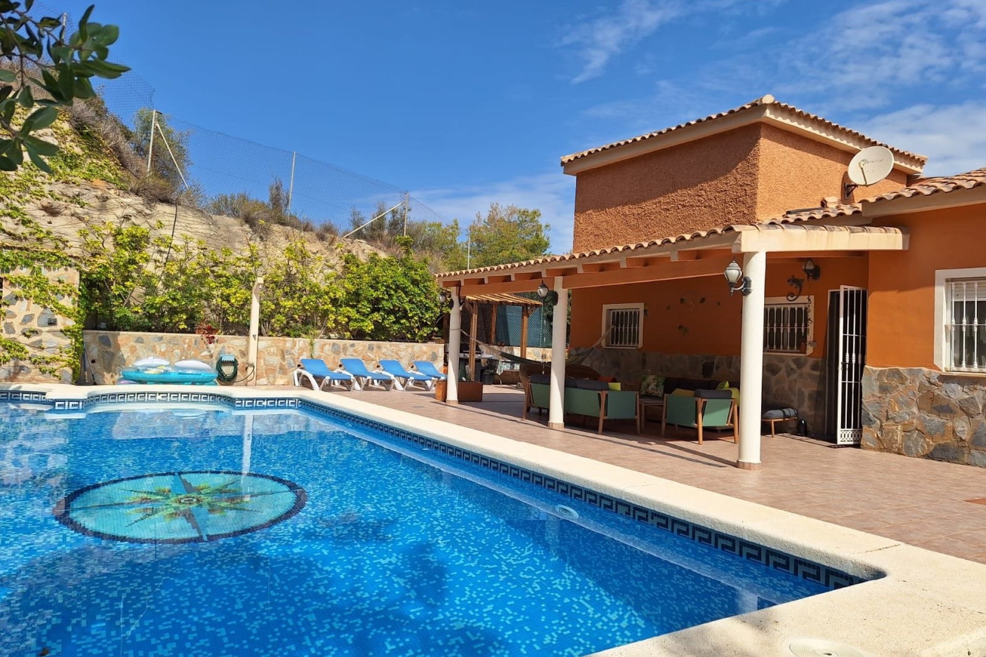 Resale - Villa - El Campello - Costa Blanca