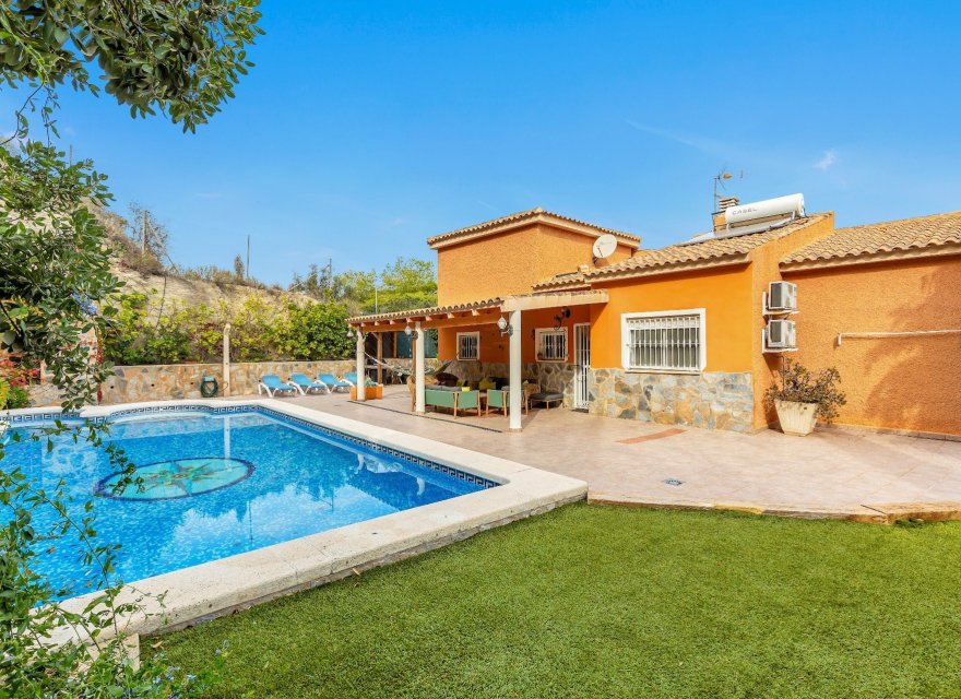 Resale - Villa - El Campello - Costa Blanca