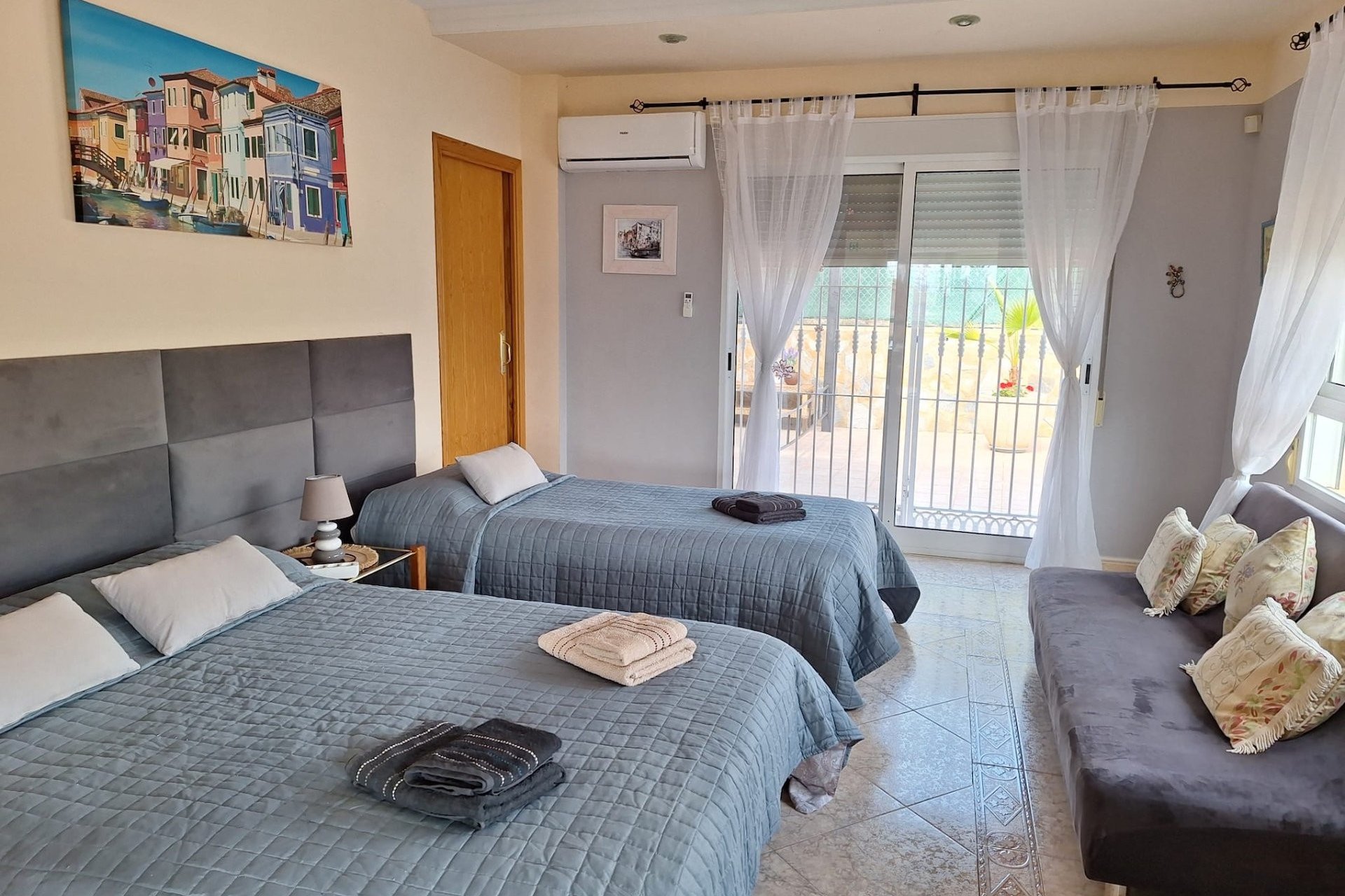 Resale - Villa - El Campello - Costa Blanca