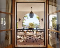 Resale - Villa - El Madroñal - Costa del Sol