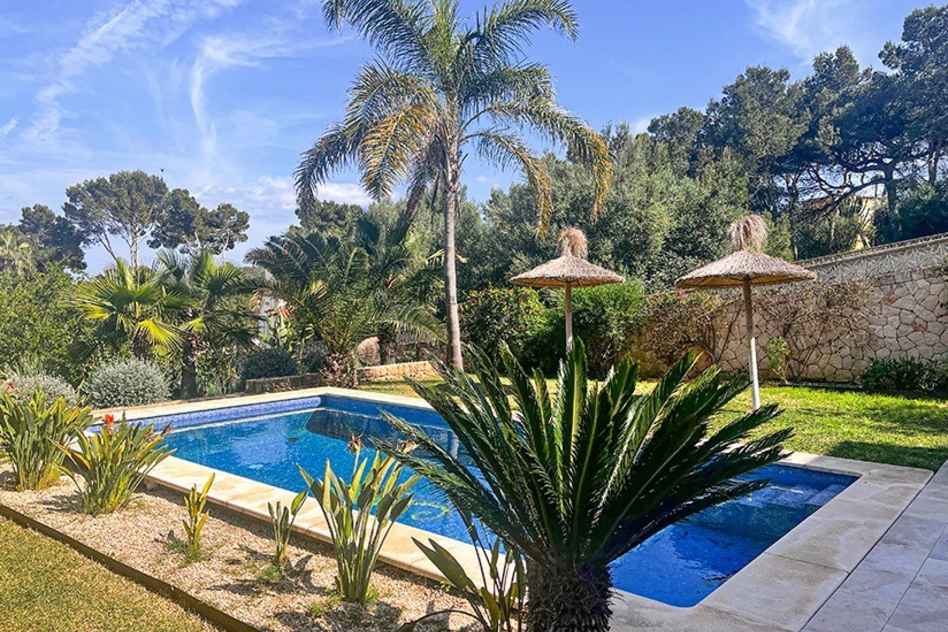 Resale - Villa - El Toro