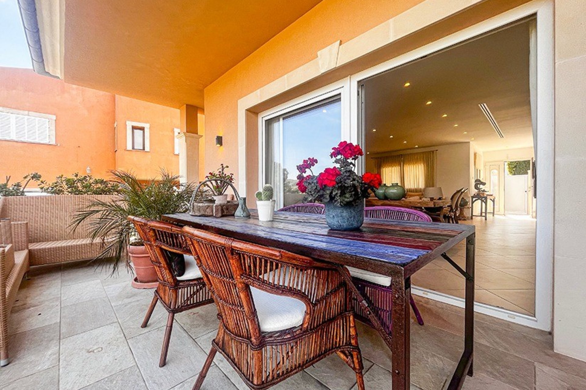 Resale - Villa - El Toro