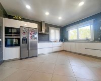 Resale - Villa - El Toro