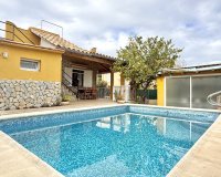 Resale - Villa - El Toro